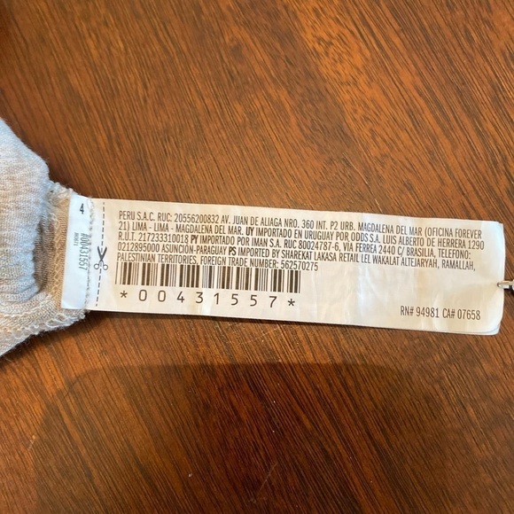 Forever 21 cream off the shoulder top size xl - Picture 6 of 6